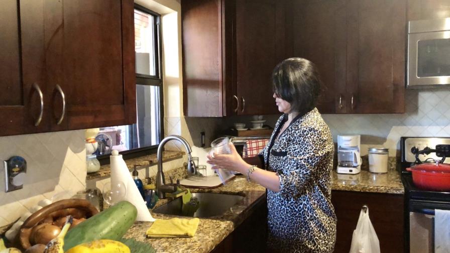 La vida cuesta arriba de muchos profesionales venezolanos en Miami