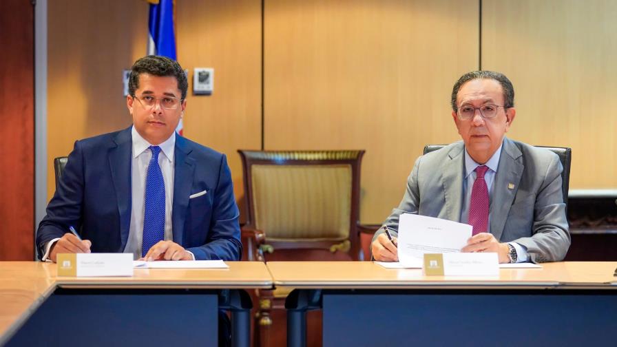 Mitur y Banco Central intercambiarán informaciones para monitorear turismo Mitur y Banco Central intercambiarán informaciones para monitorear turismo