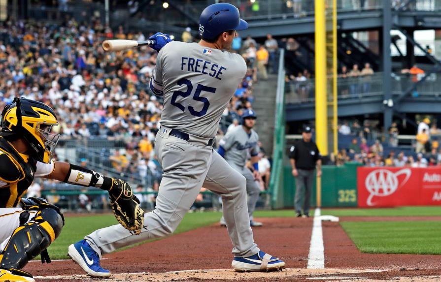 Freese aporta grand slam en paliza de Dodgers sobre Piratas