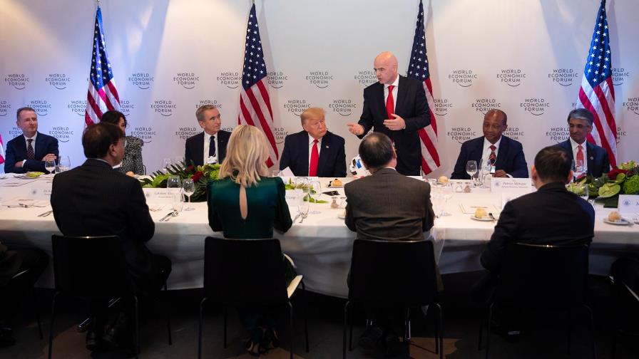 FMI reduce el pronóstico de crecimiento mundial conforme comienza la reunión en Davos