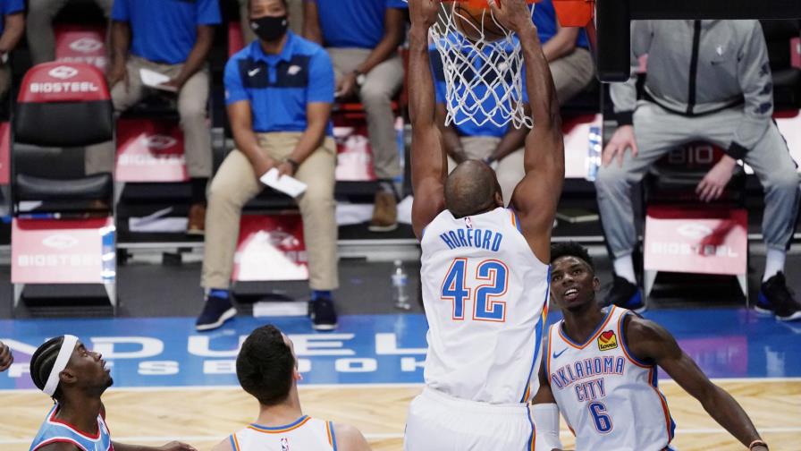 Horford marcó 22 puntos y el Thunder derrotó a los Nets de Durant