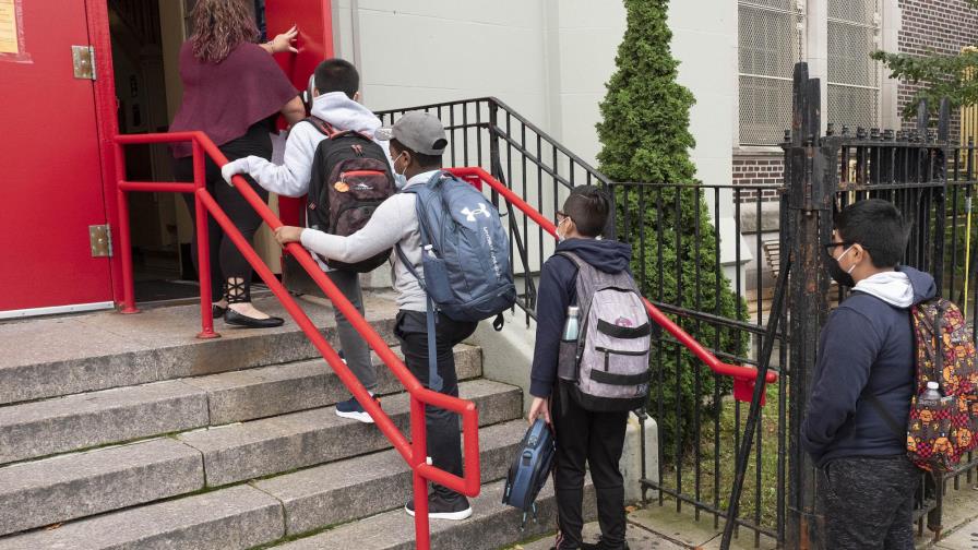 EEUU: Suben casos de virus en niños tras reapertura de aulas