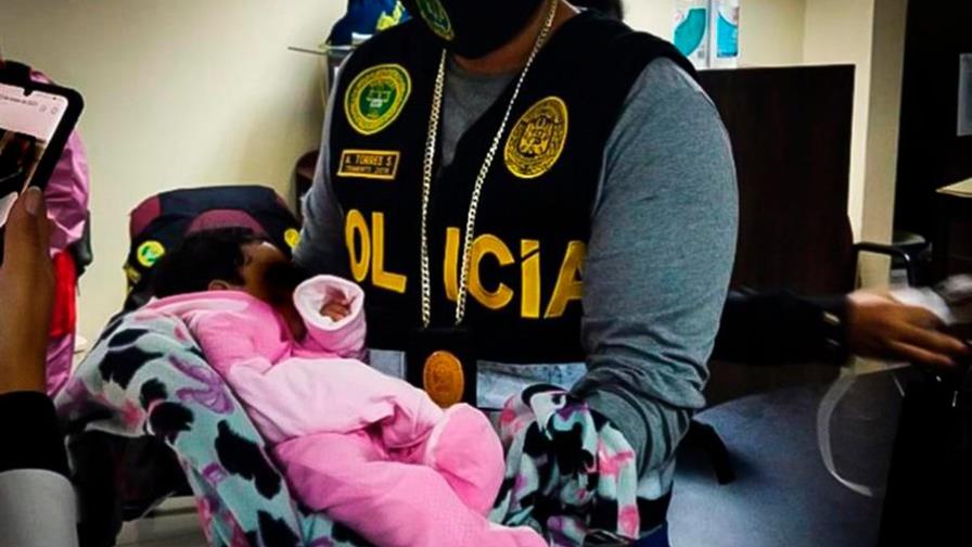 Detenida en Perú pareja que vendía imágenes sexuales de su bebé en internet