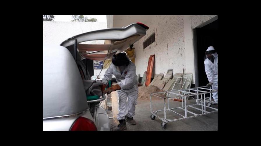 Los crematorios de México, al límite antes de llegar al pico de la pandemia