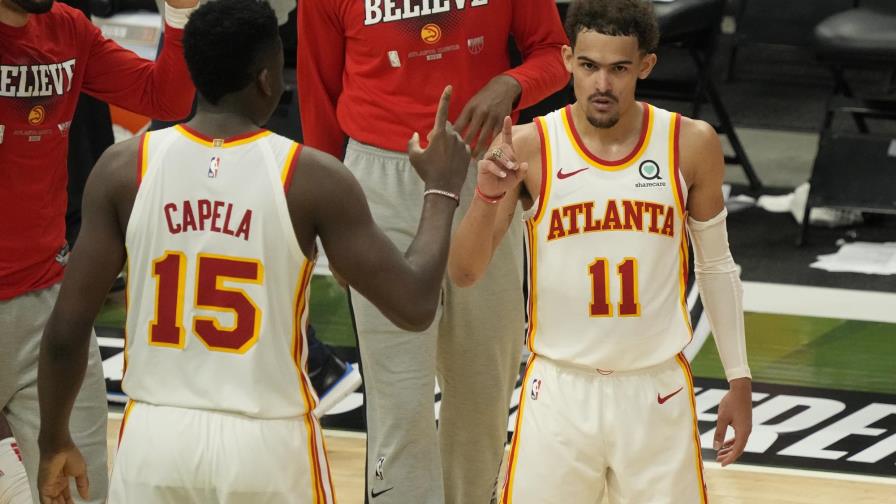 Young anota 48 puntos y Hawks sorprenden a Bucks en casa Young anota 48 puntos y Hawks sorprenden a Bucks en casa