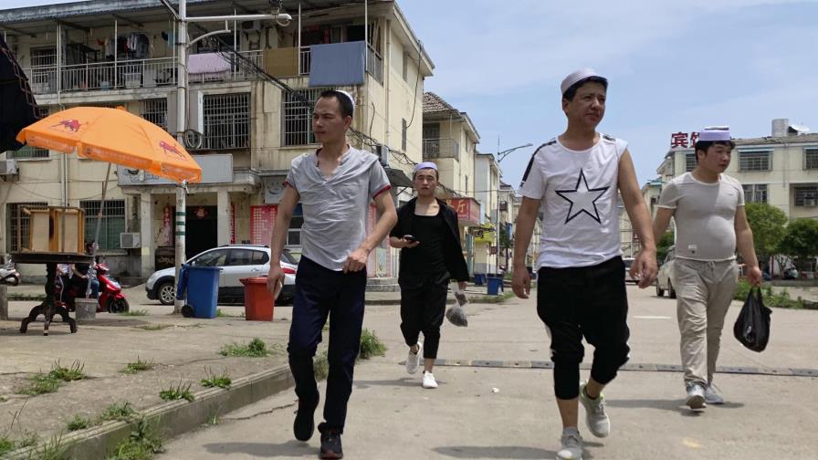 Informe de EEUU halla trabajos forzados de uigures en China Informe de EEUU halla trabajos forzados de uigures en China