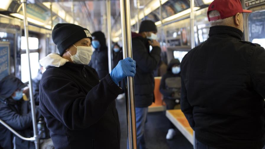 Expertos ponderan causas del gran brote de coronavirus en NY Expertos ponderan causas del gran brote de coronavirus en NY