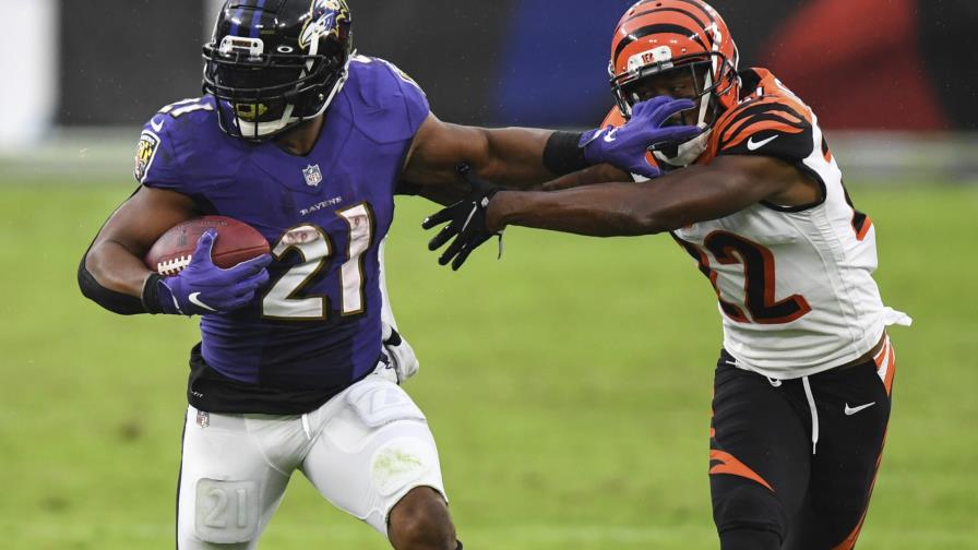 Ravens dan de baja a Mark Ingram tras dos temporadas
