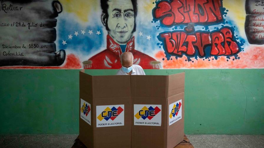 Opositor llama a protesta para exigir resultado electoral en estado de Chávez