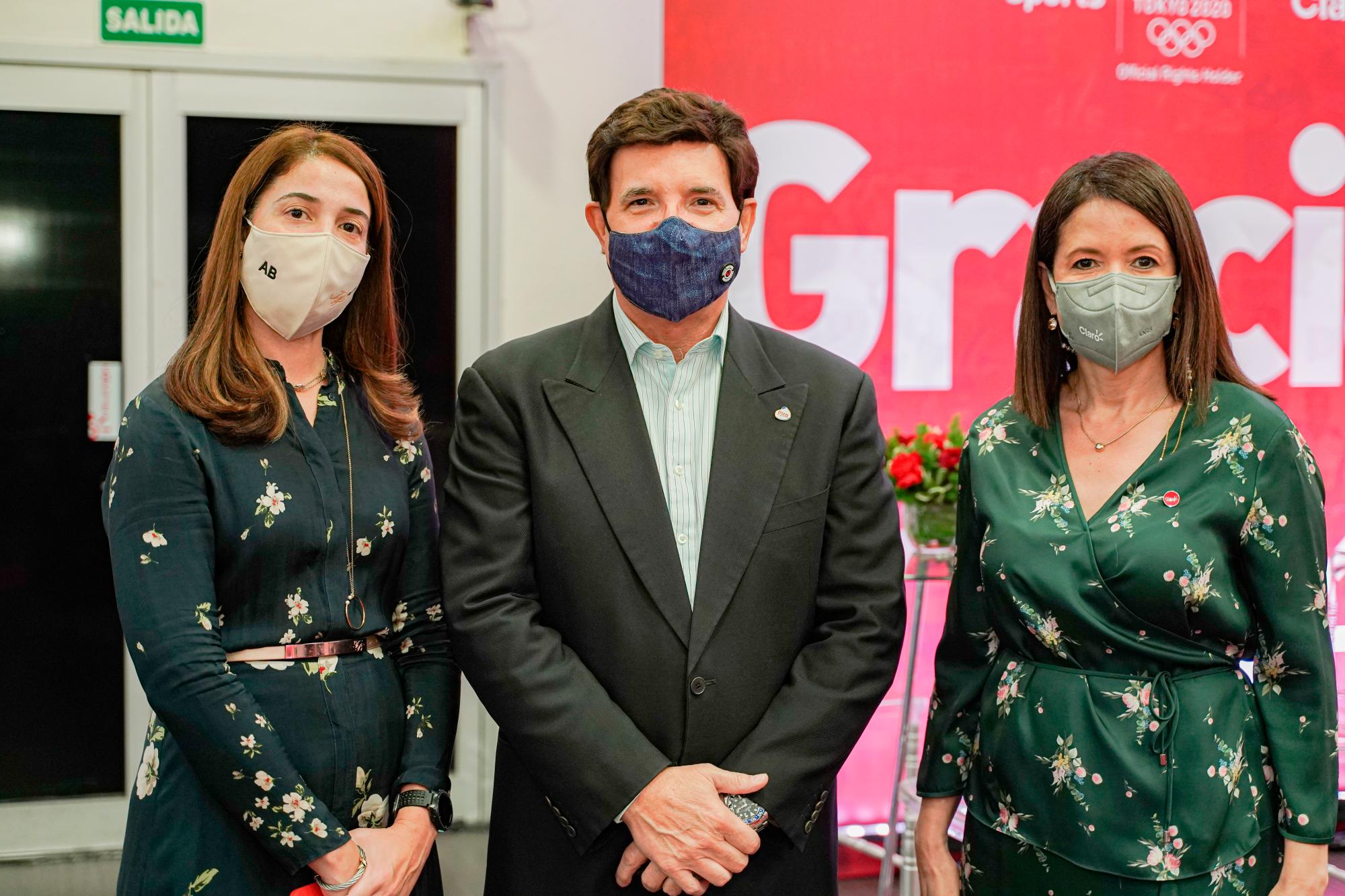 Angie Bergés, Julio Brache y Gerty Valerio.