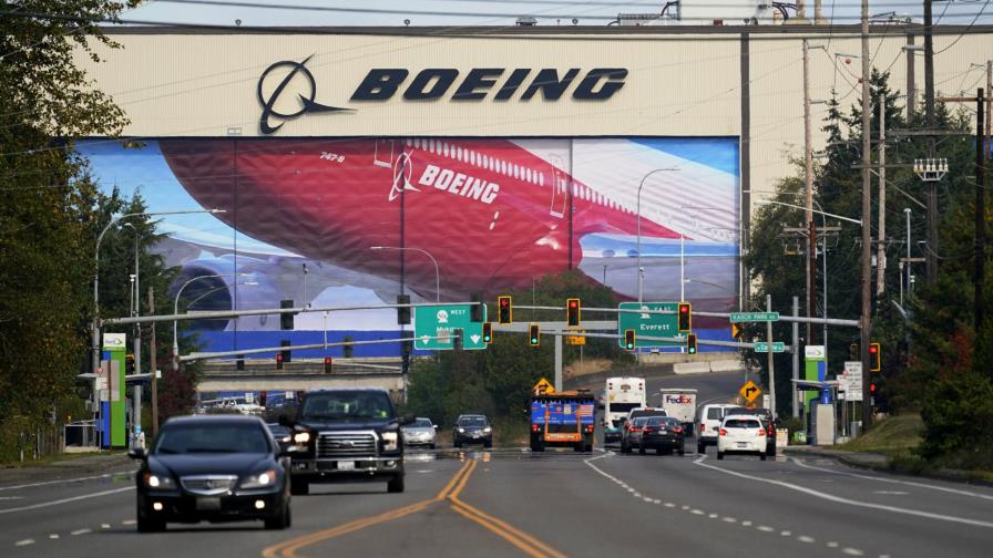 Boeing no tuvo pedidos de aviones en octubre por segundo mes