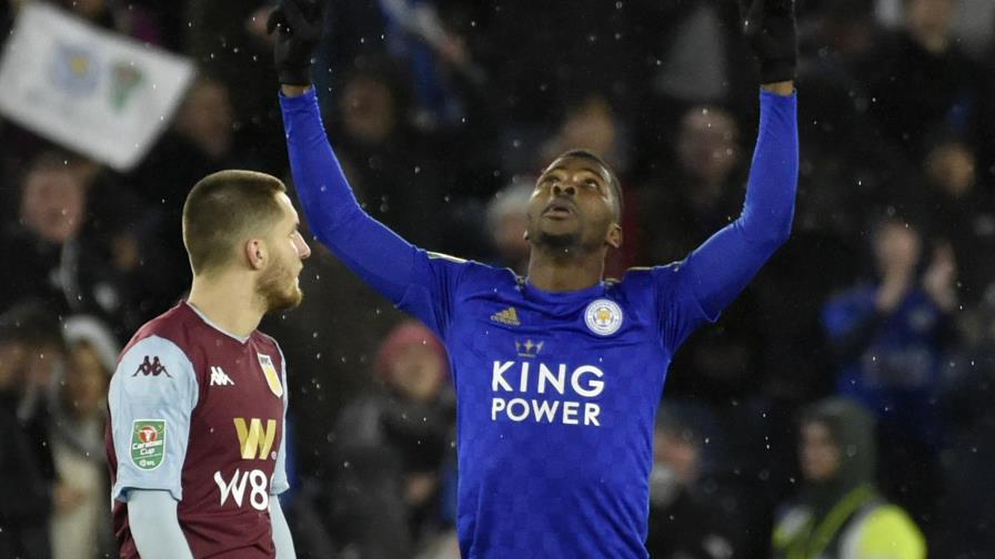 Villa iguala 1-1 ante Leicester en semis de Copa de Liga