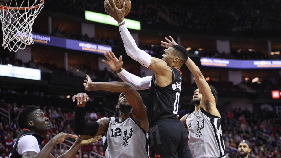 Con remontada récord, Rockets vencen a Spurs Con remontada récord, Rockets vencen a Spurs