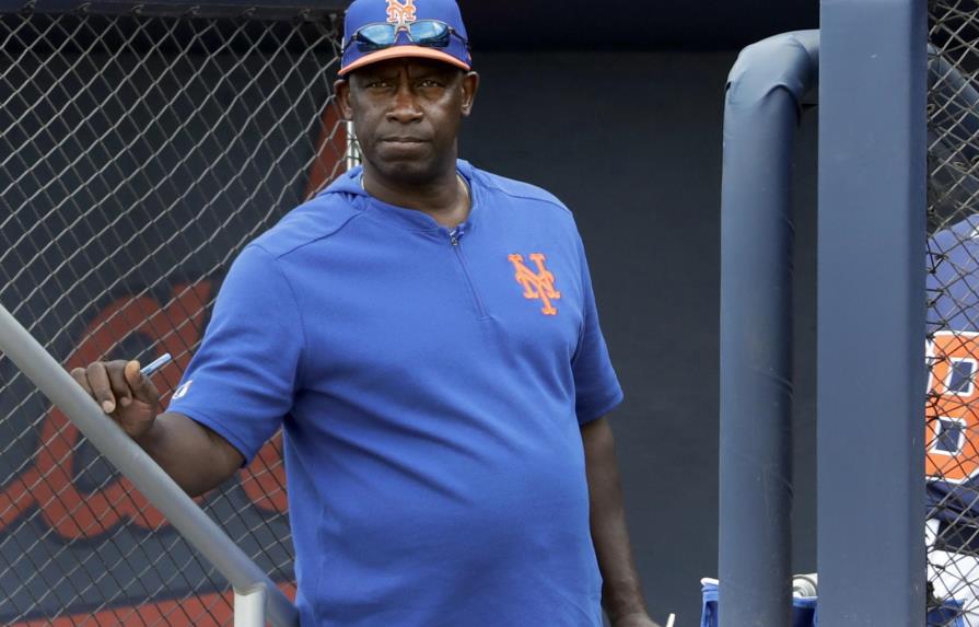 Mets efectúan cambios; despiden al entrenador Chili Davis