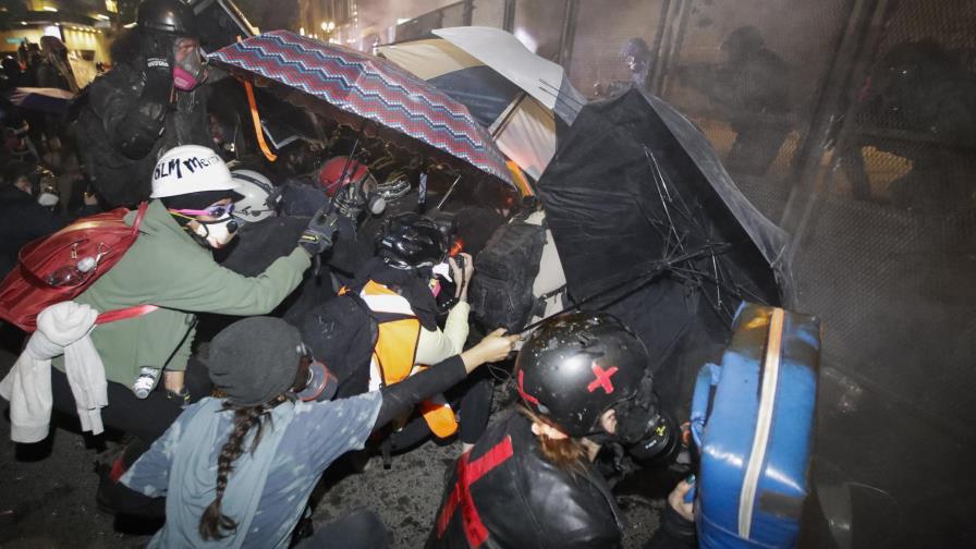 Las protestas contra presencia federal continúan en Portland