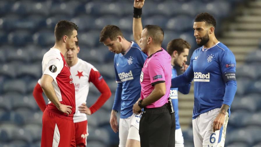 Kúdela, del Slavia, apela sanción por insultos racistas