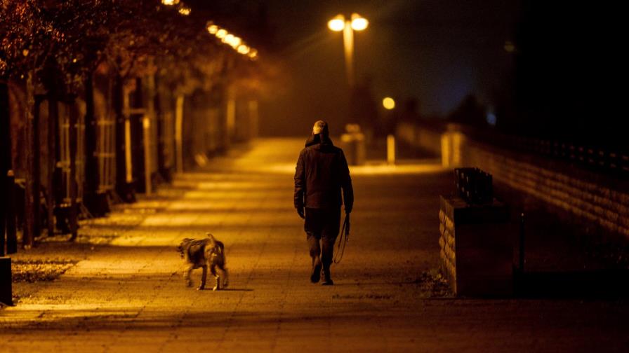 Alemania impone nuevas restricciones ante récord de muertes Alemania impone nuevas restricciones ante récord de muertes