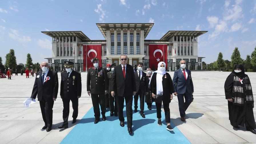 Turquía conmemora 4to aniversario de golpe fallido