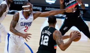 Spurs frenan racha de derrotas venciendo a Clippers 116-113