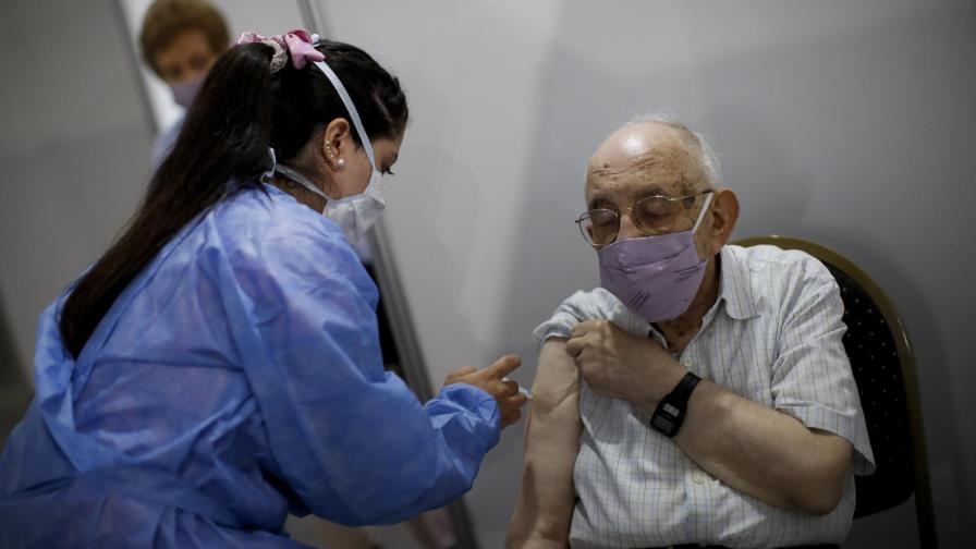 Justicia investiga alcalde y ministro de Salud de Buenos Aires por reparto vacunas Justicia investiga alcalde y ministro de Salud de Buenos Aires por reparto vacunas