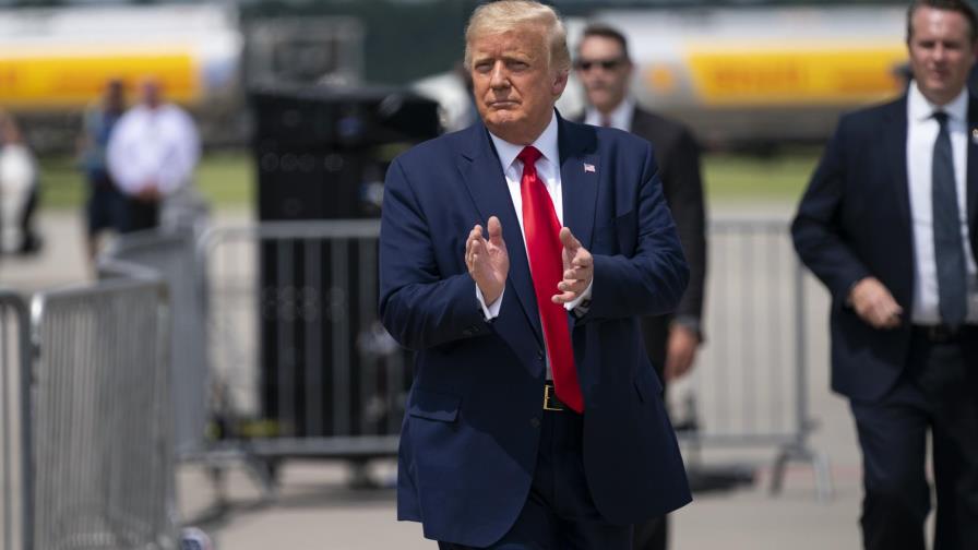 Polémica luego de que Trump llama a votar por duplicado