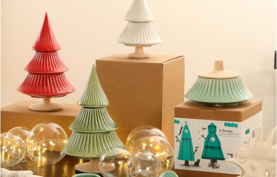 Altacasa celebra la llegada de la Navidad con donación a Jompéame