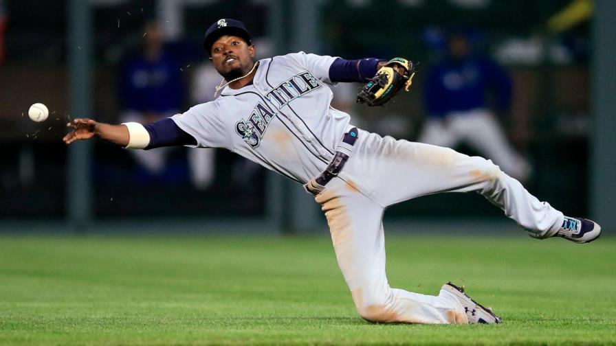 Los Marineros propinan a los Reales su octava derrota consecutiva