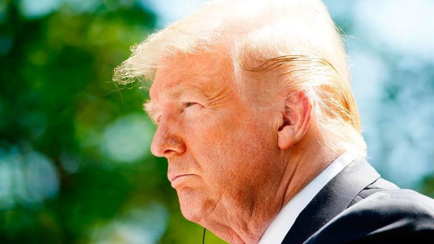 Trump restringe la contratación de extranjeros en el Gobierno de EEUU