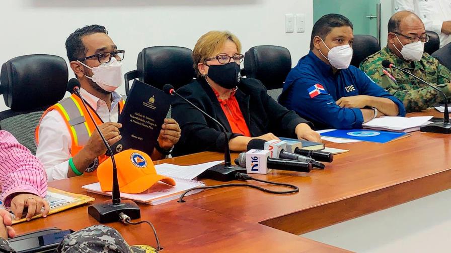 Defensa Civil entregará análisis de riesgos a gobernaciones ante temporada ciclónica 