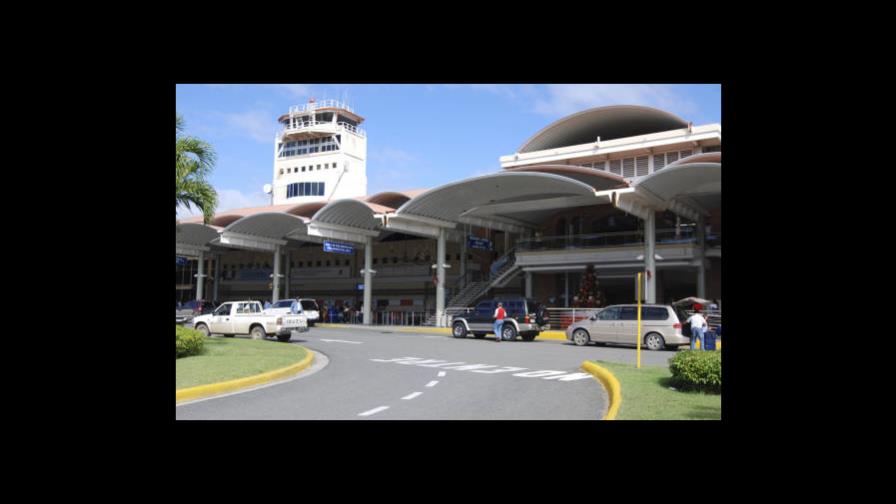 Esperan más de 150 mil viajeros durante diciembre por el aeropuerto del Cibao