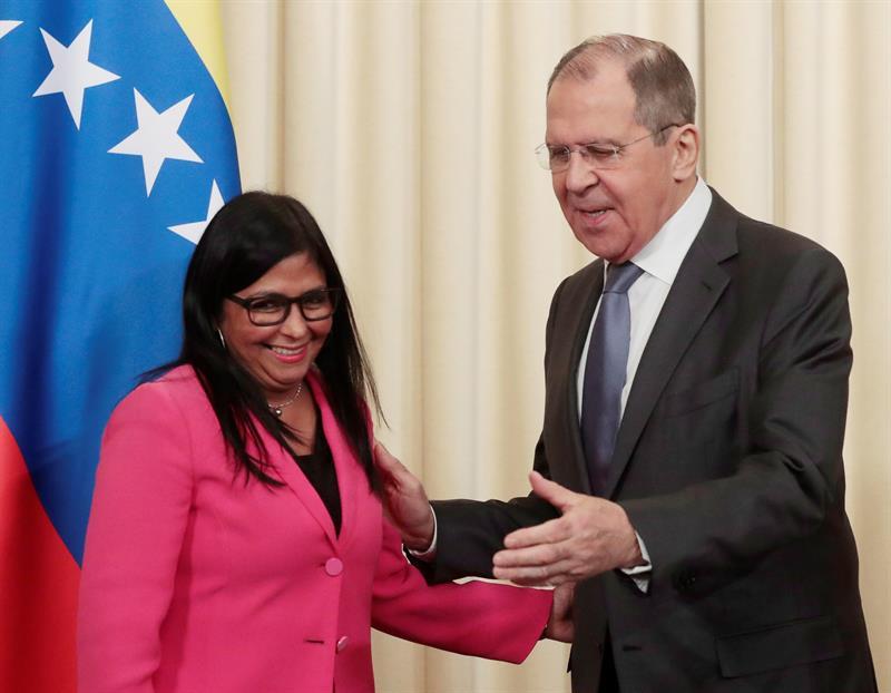 Rusia asegura a Delcy Rodríguez que impedirá intervención militar EE.UU.