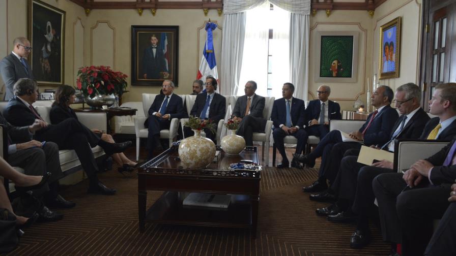 Delegación de agencia de Estados Unidos visita al presidente Medina