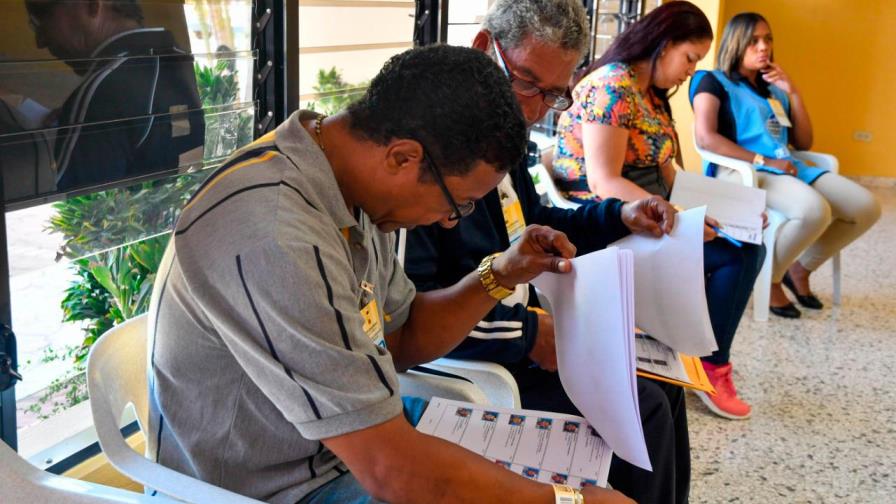 Votaciones masivas en San Juan de la Maguana