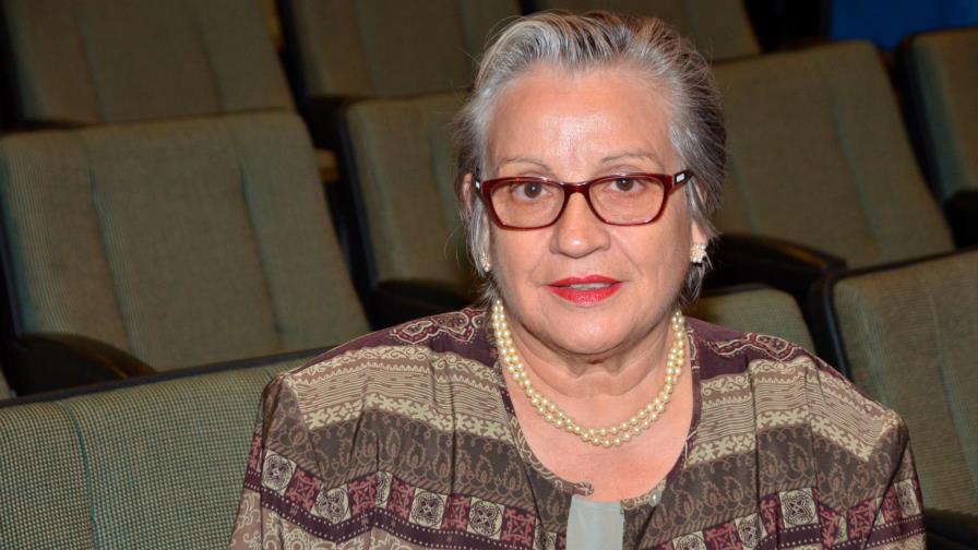 Delia Blanco impartirá curso sobre literatura francófona