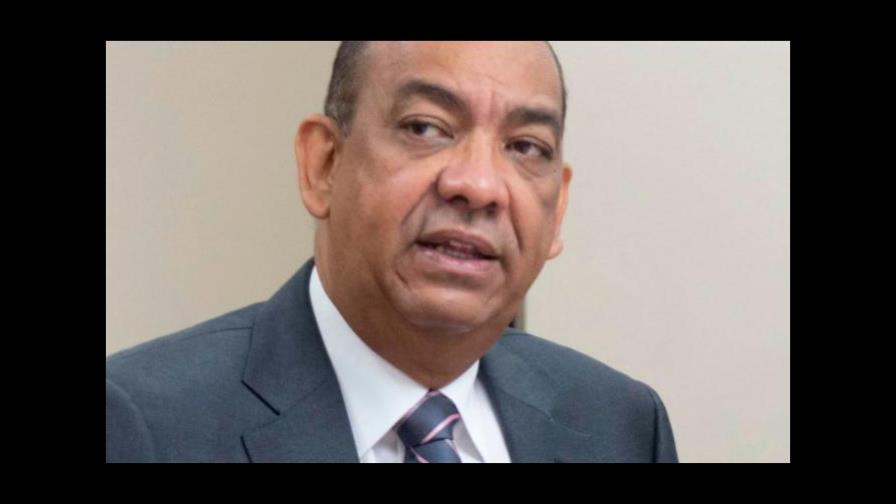 Anuncian seguro médico y de riesgo laboral para obreros del programa Mantenimiento Vial