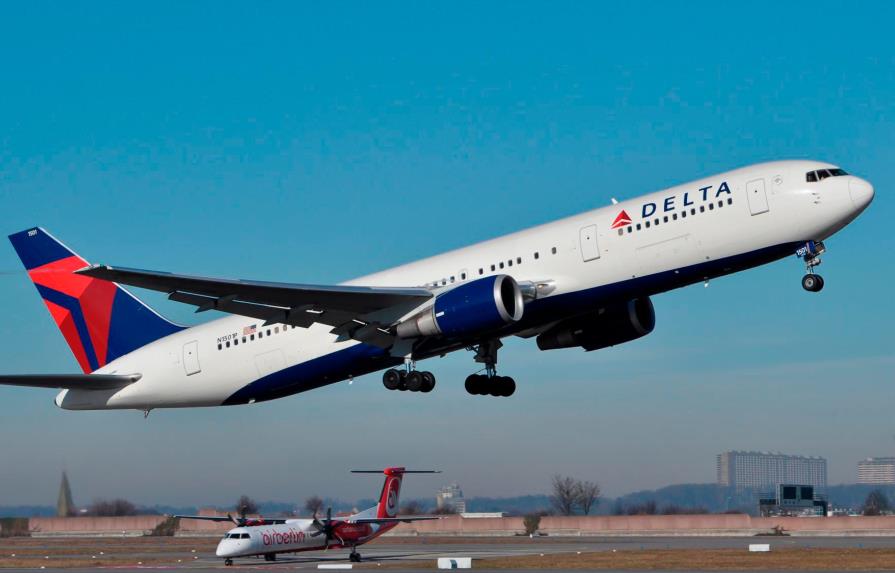 Arrestan a piloto de Delta Air Lines sospechoso de beber alcohol