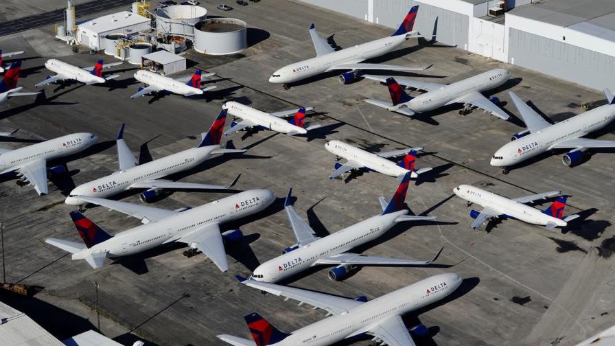 La aerolínea Delta registra pérdidas semestrales de 6,251 millones de dólares