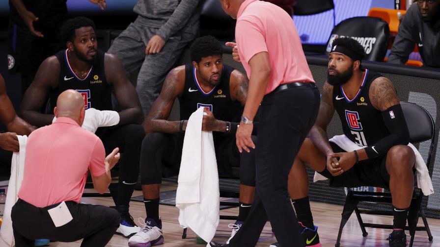 Clippers atribuyen su debacle a la falta de química Clippers atribuyen su debacle a la falta de química