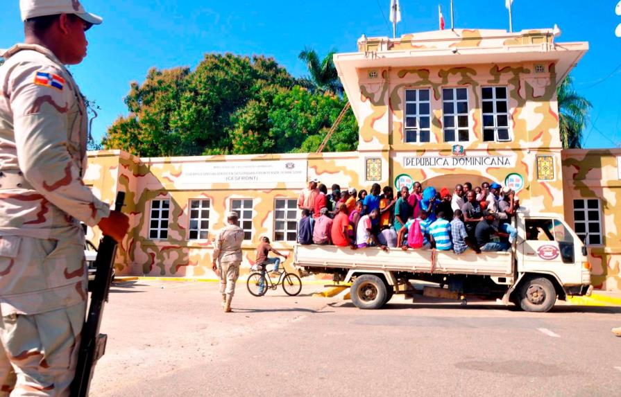Cesfront detiene en la frontera a 234 indocumentados haitianos 