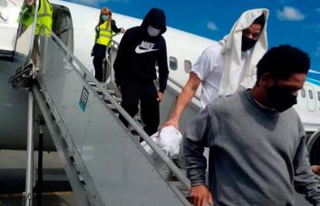Estados Unidos deportó 32 dominicanos, 15 de ellos condenados por tráfico de drogas