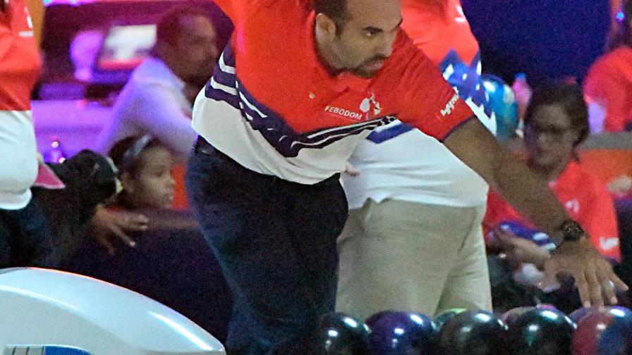 Alex Prats tira un 300 en torneo de boliche dedicado a su padre Frank Prats