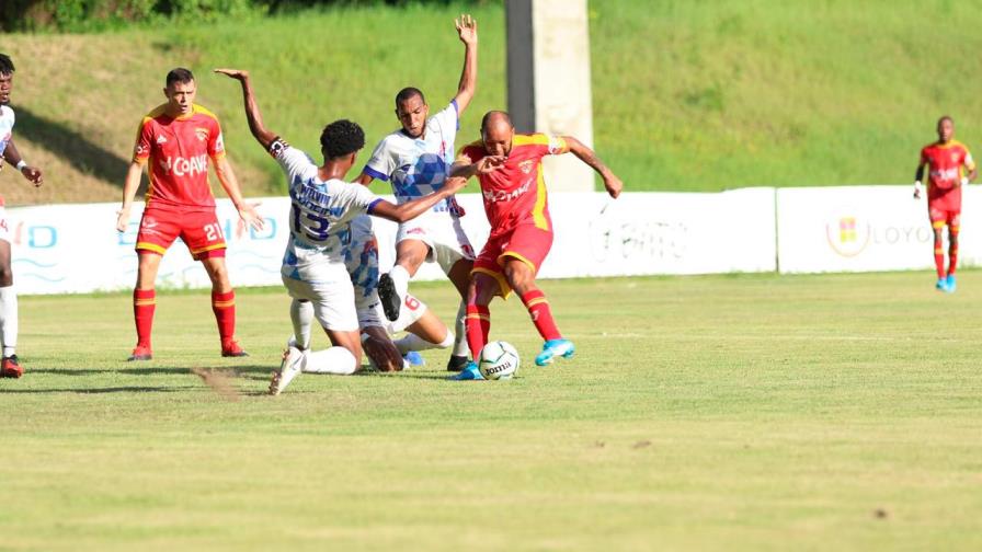 La Vega y San Cristóbal definen el primer finalista del torneo Clausura de la LDF La Vega y San Cristóbal definen el primer finalista del torneo Clausura de la LDF