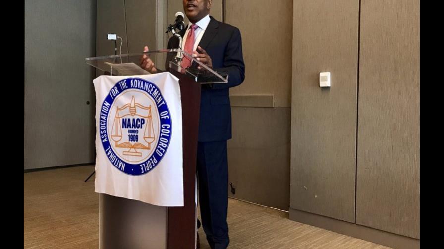 Aprovechan Super Bowl contra monumentos confederados Aprovechan Super Bowl contra monumentos confederados