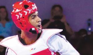 Moisés Hernández gana bronce en Mundial de Taekwondo
