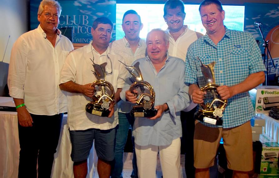Ricart, Torruella y Montano ganan el Torneo Internacional de Pesca Marlin Blanco