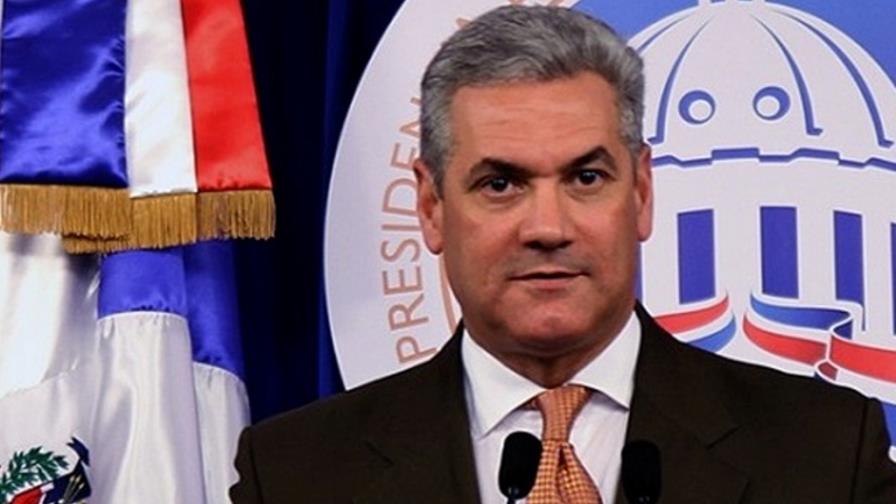 Gonzalo Castillo pide dejar tranquilos a legisladores para que decidan sobre Reforma Constitucional