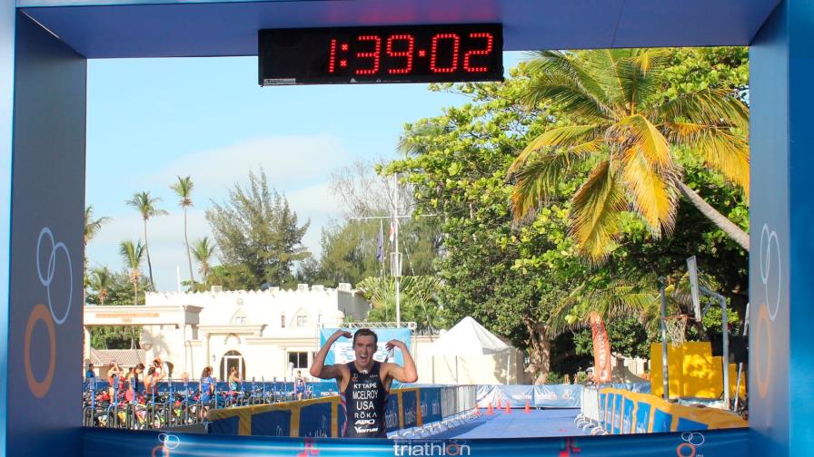 McElroy y Hewitt conquistan oro del Campeonato Mundial de Triatlón