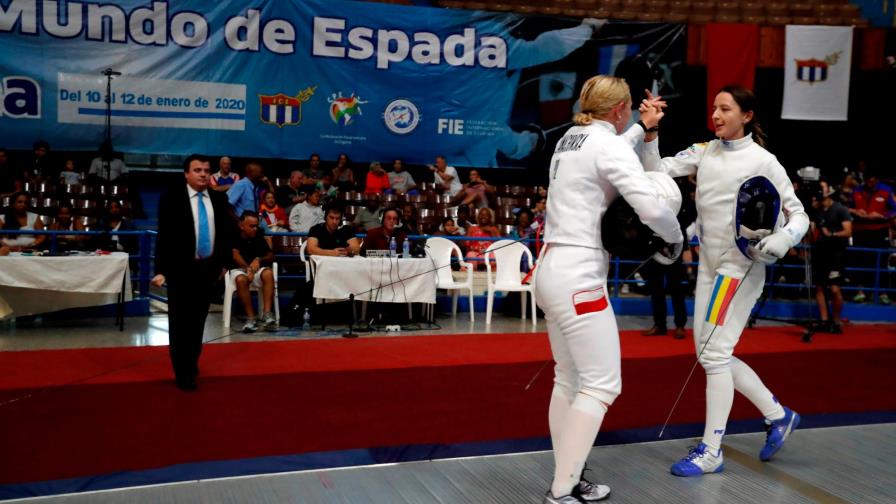 Aleksandra Zamachowska gana Copa del Mundo de espada en La Habana