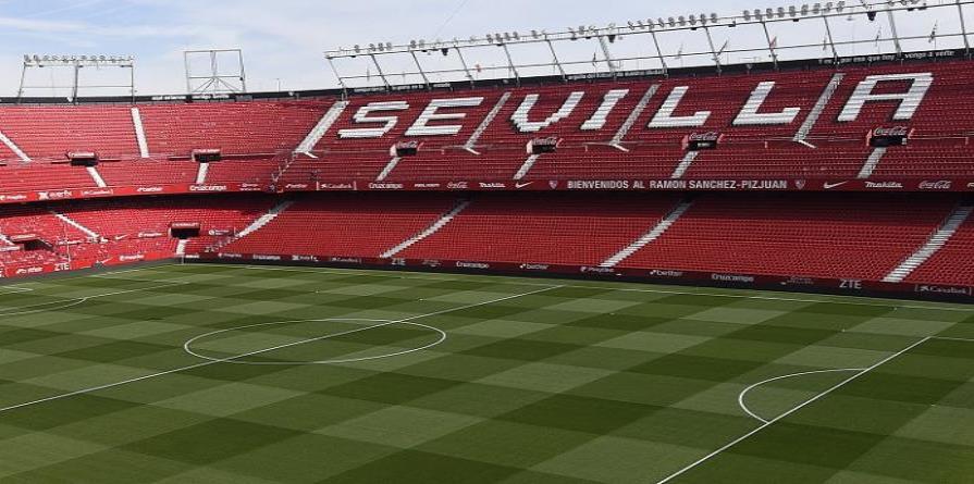 El Sevilla reduce jornadas y suspende contratos por coronavirus