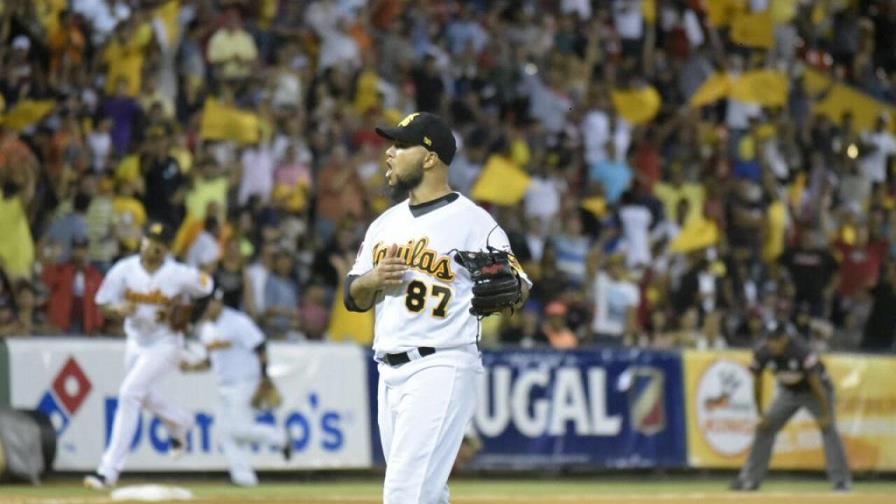 Gigantes adquieren a Richelson Peña desde las Águilas a cambio de Ramón Torres y Wendolyn Bautista